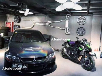 d'une lampe de garage à LED de 60W avec un culot