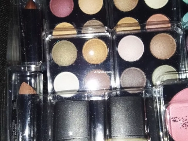 Make up importé de l'allemagne Make up importé de l'allemagne
