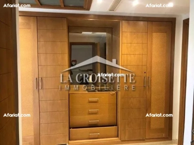 Duplex S+3 avec jardin à La Marsa 	ZDV0068