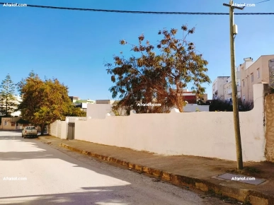 A VENDRE VILLA AU CENTRE VILLE DE BIZERTE