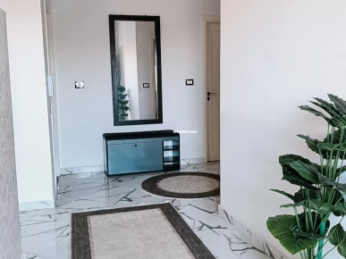 belle maison avec meuble neuf située au centre ville elhaouaria