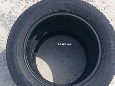 2 pneus Nexen 205/60R16  92H