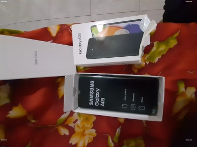 Avendre samsung galaxy a03