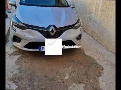 Clio  5  importé