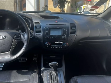 À vendre : Kia Cerato 2013 – Importée de Dubaï