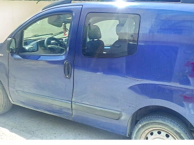 A vendre voiture bitter (peugeot)