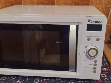 A vendre : four encastrable marque FOCUS et micro ondes