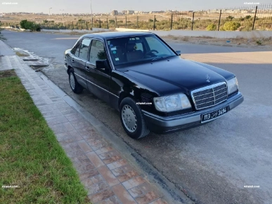 Mercedes E250 turbo Diesel 8ch 5 cylindres