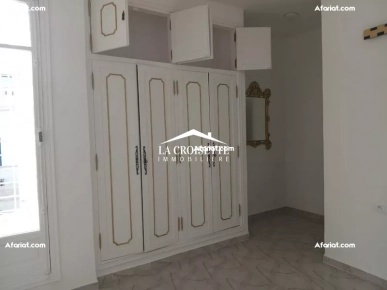 Villa S+5 à La Marsa ZVL1631