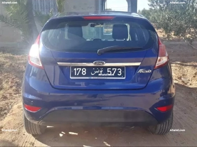 FORD FIESTA Titanium