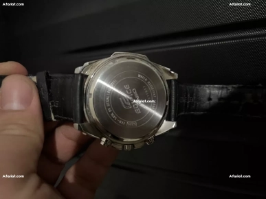 deux montre diesel et casio