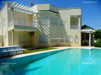 Villa PIERRETTE(Réf: L811)
