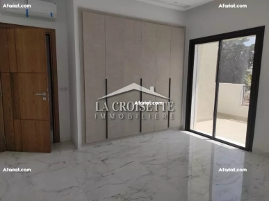 Duplex S+3 avec jardin à La Soukra MDV0083