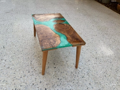 Table basse en epoxy unique Table basse en epoxy unique