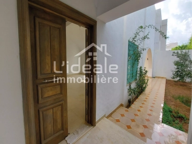 À Vendre Maison arabesque à Hammamet