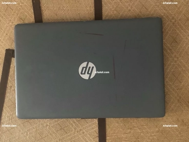 pc portable HP 15-DW3015NK/gris/i5 7eme gen