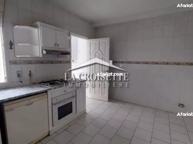 Appartement S+4 à La Marsa MAL1019
