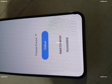 Samsung S23 en très bonne état