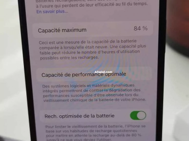 iphone 12 presque neuf