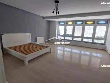 Etage de villa S+3 au Lac 2 MEL0307