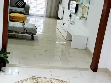 Particulier L S4 meublé Neuf Cité Palmeraies à l'année