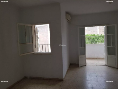 À vendre Appartement à Mourouj1 Chauffage Centrale & 2 clims LG