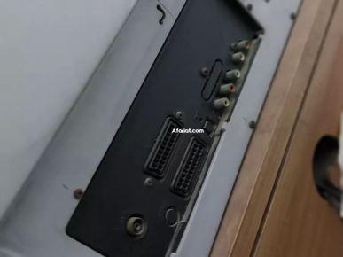 TV Maxwell Grand format (ancien modèle) en très bon état