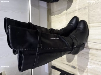 vend bottes taille 40 très peu portées