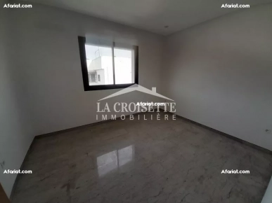 Appartement S+3 à La Soukra MAL0784