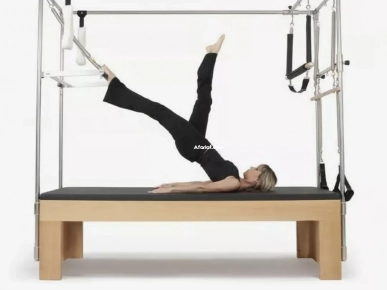Machine Pilates CADILLAC