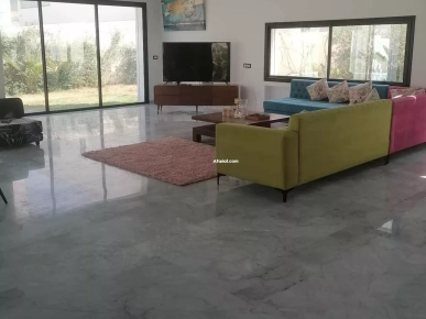 La Soukra Chotrana 3 : A louer Villa, neuf standing, meublée