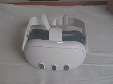 Casque VR Meta Quest 3 neuf