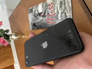 iphone SE 2022 2eme gen état d’origine 