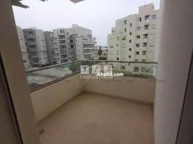 APPARTEMENT ZAYNEB (Réf: V2657)