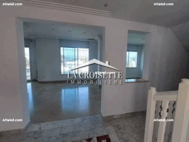 Villa S+4 avec piscine à Gammarth  MVL1104