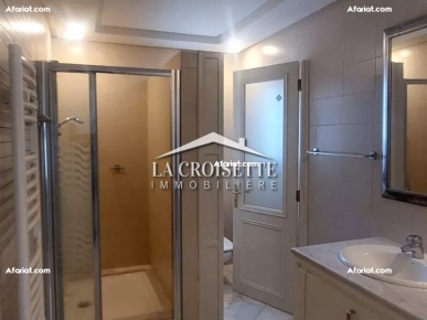 Villa S+5 avec piscine à La Marsa MVL1555