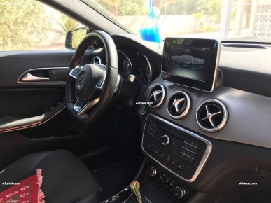 Mercedes CLA 200