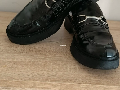 Derby Zara noir pointure 40 Prix 70dt