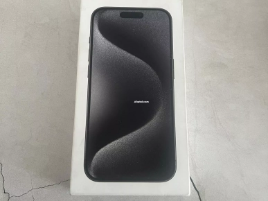 iphone  15 pro noir 256 g