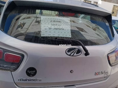 Mahindra kuv 100 k6+