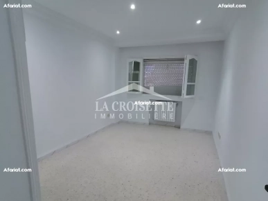 Etage de villa S+4 pour un usage bureautique à L'aouina ZBL0354