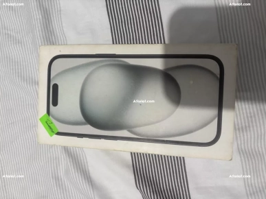 iPhone 15 noir