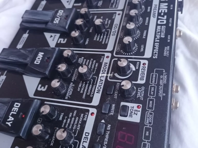 Processeur multieffet BOSS ME-70 état parfait pour guitare électr Processeur multieffet BOSS ME-70 état parfait pour guitare électr