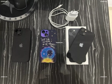 iphone 13 128gb état neuf iphone 13 128gb état neuf