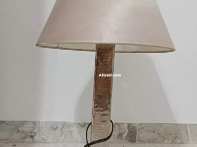 Deux veilleuses, lampes à poser
