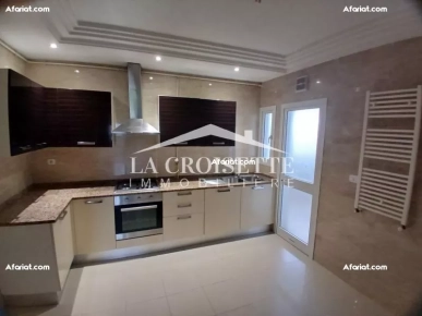 Appartement S+3 à La Soukra MAL1397