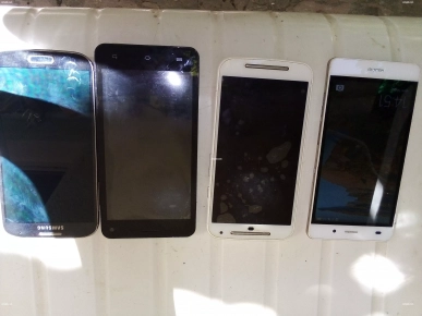 Portables à vendre Samsung, Huawei,Asus.comme neuf forsa. Portables à vendre Samsung, Huawei,Asus.comme neuf forsa.