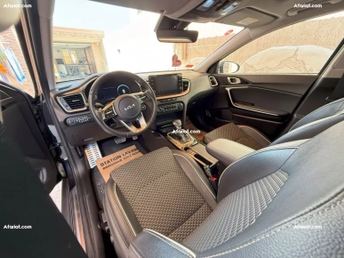 KIA Xceed SUV Compacte (modèle 2023)
