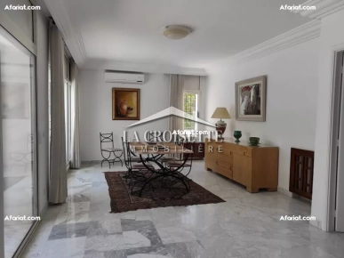 Villa S+5 avec piscine à La Marsa MVL1485