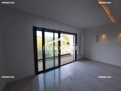 Duplex S+2 avec terrasse à Gammarth MDL0549
